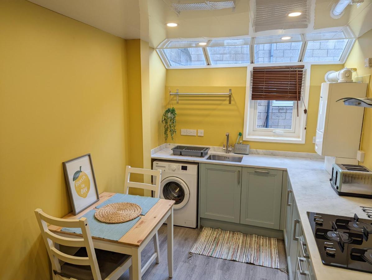 إدنبرة Family Friendly Central Garden Flat المظهر الخارجي الصورة