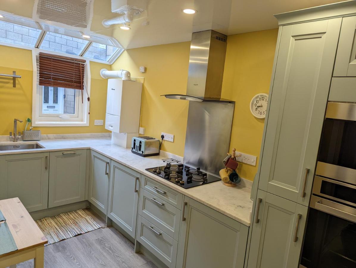 إدنبرة Family Friendly Central Garden Flat المظهر الخارجي الصورة